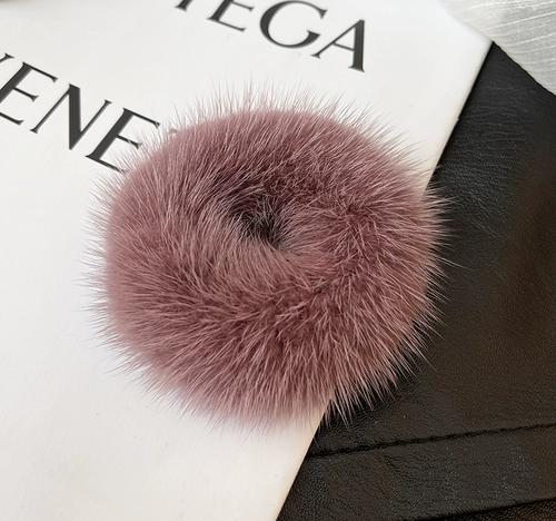 

Корейский минималистский мех норки, милый интернет-знаменитый плюшевый шарик, высококачественная веревка для волос, повязка на голову, кожаная лента, аксессуары для волос для женщин амарант розовый