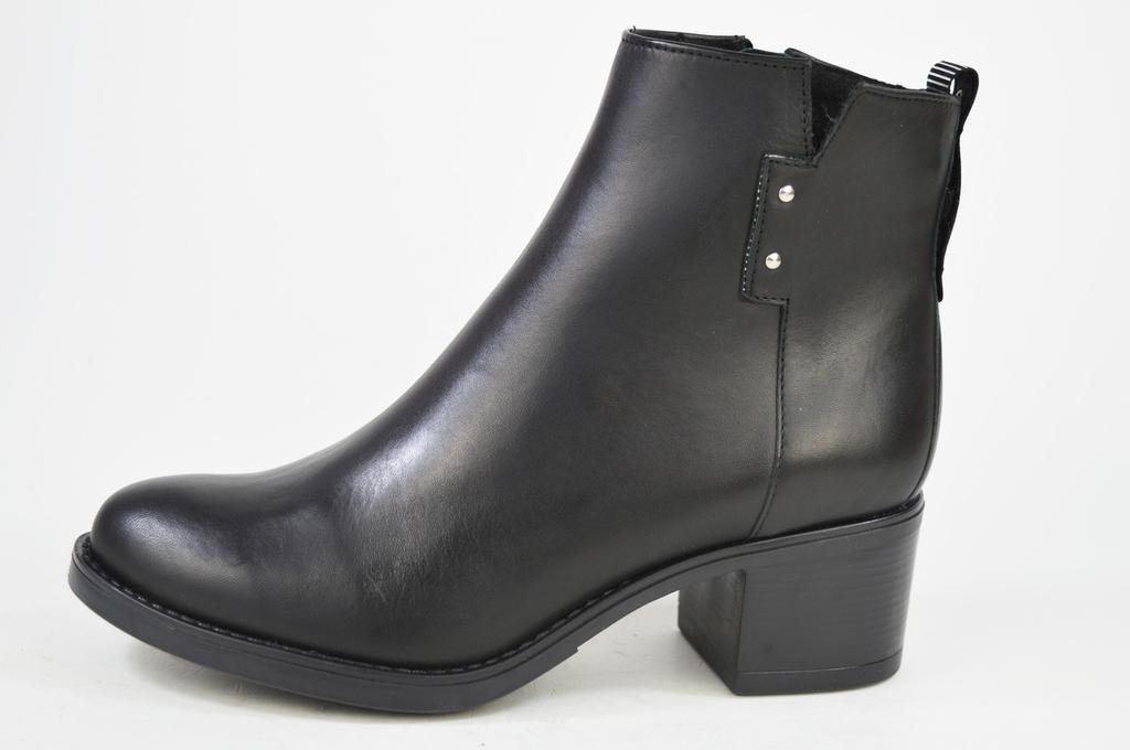 Ботинки Marco 1801 36 Черные кожа