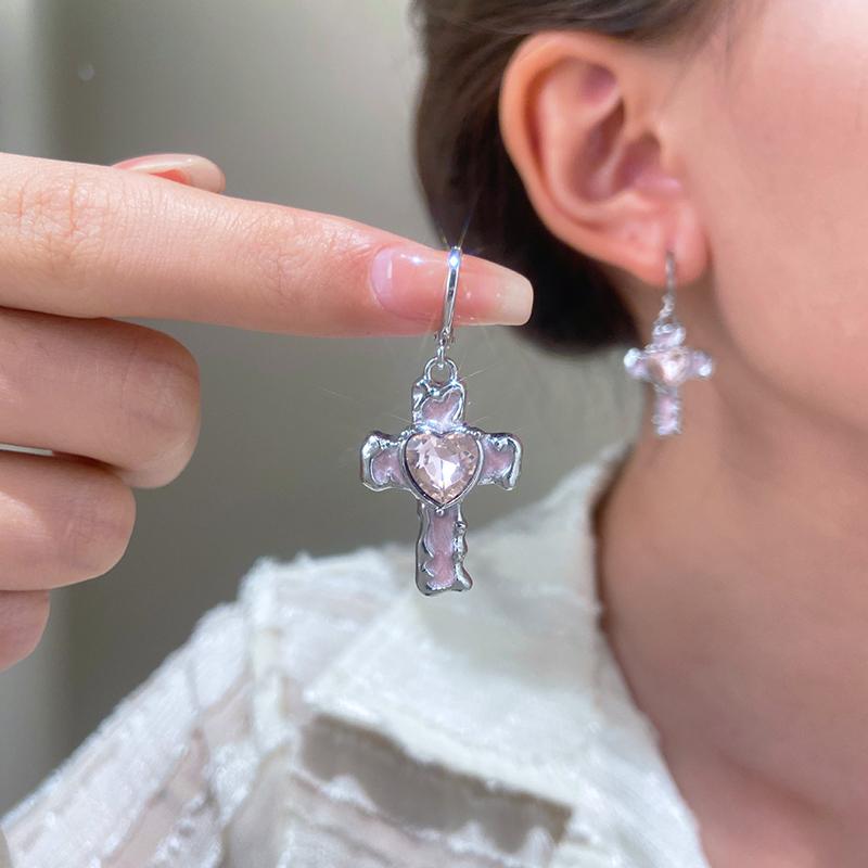 Vintage Gothic Black Heart Shaped Kitten Inlaid With Pink Zircon Earrings Creative Cool Cross Heart Shaped Sweet Jewelry Gift