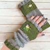 Embroidered Birds Fingerless Gloves Color-Block Knitted Warm Gloves Stretchy Mittens with Thumb