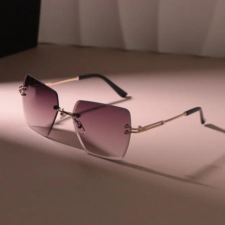 Vintage Classic Square Sunglasses For Women Men Retro Stylish Minimalist Fashion Female Male