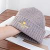 Mignon visage d'ours petit bonnet tricoté pour femme hiver polyvalent broderie faciale bonnet en laine protection des oreilles bonnet chaud froid