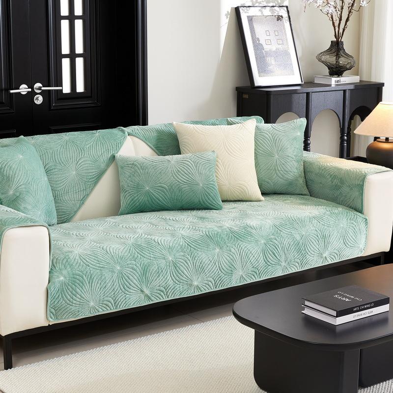 Autumn Winter Couch Cushion Crystal Velvet Clover Sofa Cushion Non-slip Sofa Cover Home Protective Cover Solid Color Sofa Mat