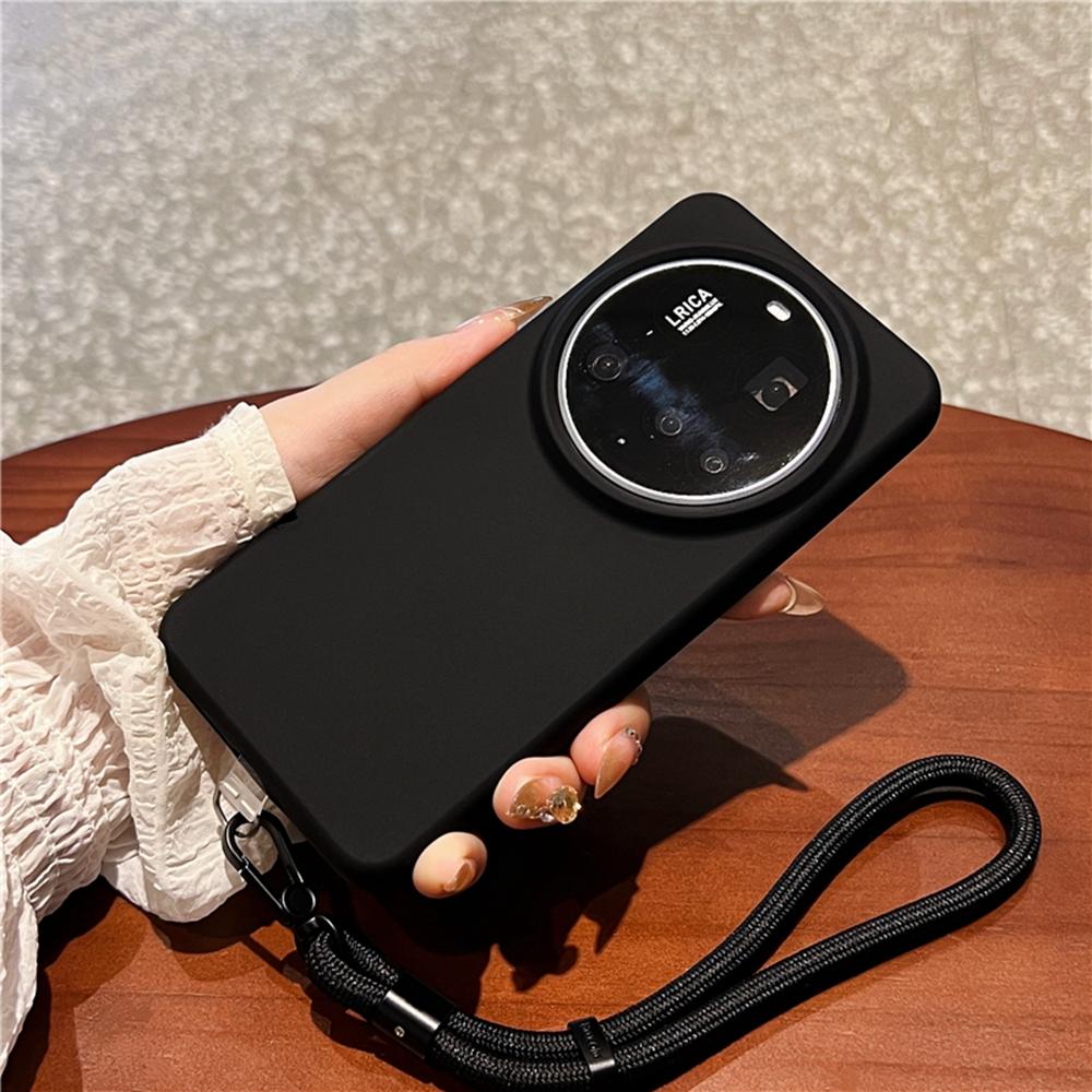 

Чехол для Xiaomi 15 Ultra из приятного на ощупь жидкого силикона + ПК, с ремешком на запястье G