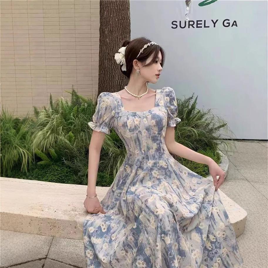 

Blue oil painting floral dress women s summer new square neck bubble sleeves waist thin medium and long skirt S