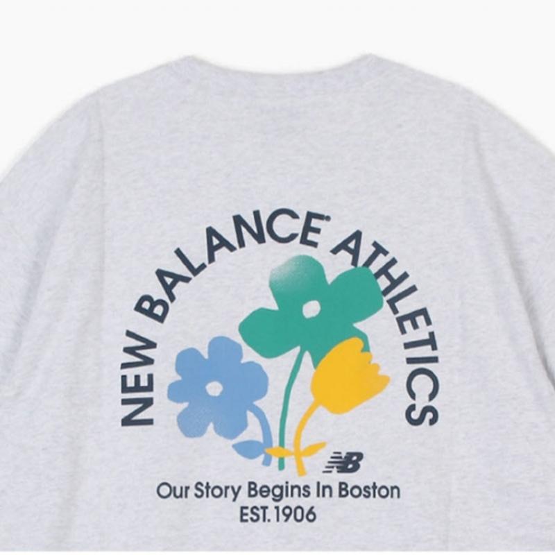 New Balance Tee Nqj Nbnefco233 16 Uni Essential Flower Short Sleeve Tee  Semi