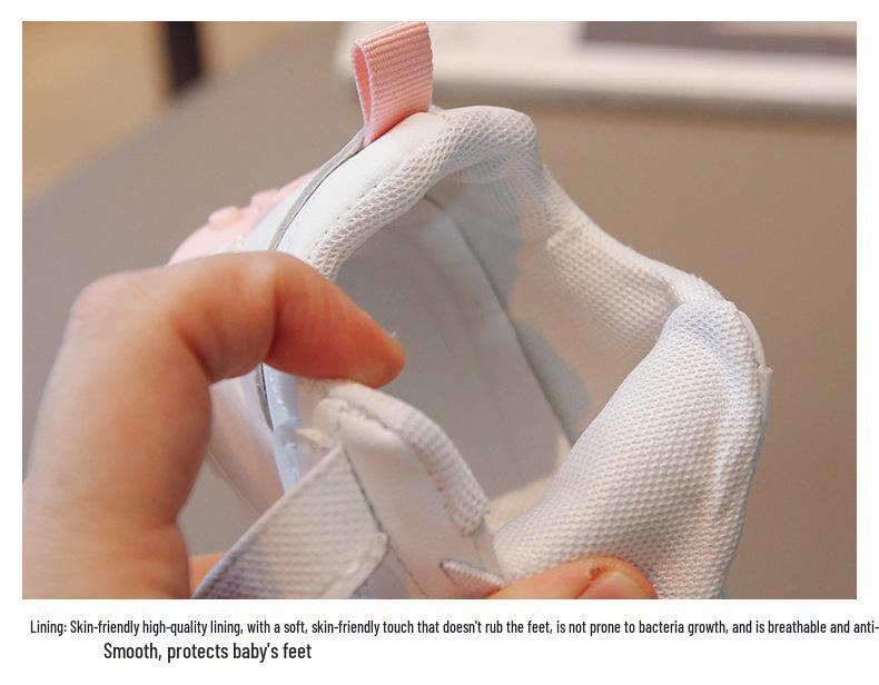 Children's Running Shoes - Soft Sole, Two-Stripe, Breathable, for Boys and Girls Aged 1-6.