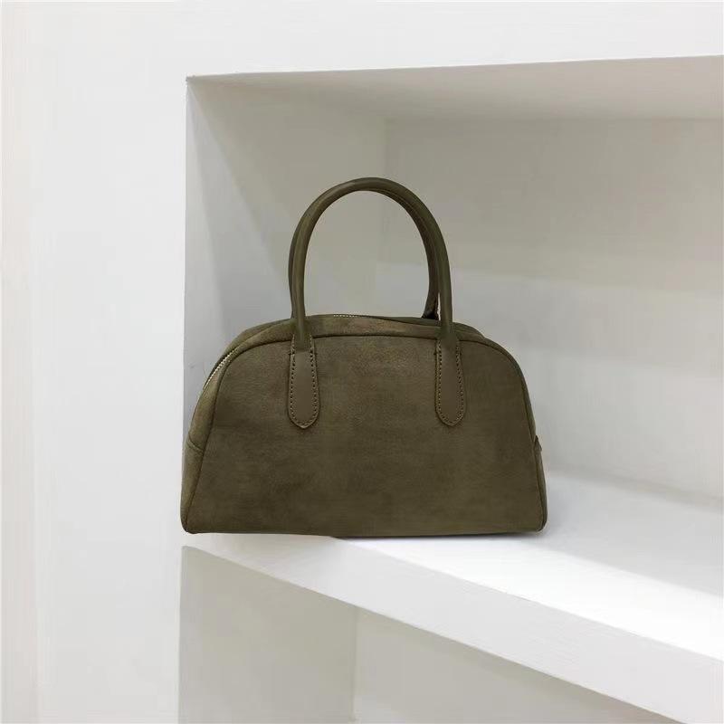 

Модная новая нишевая премиальная замшевая портативная сумка для боулинга в стиле ретро, простая женская сумка армия зеленый