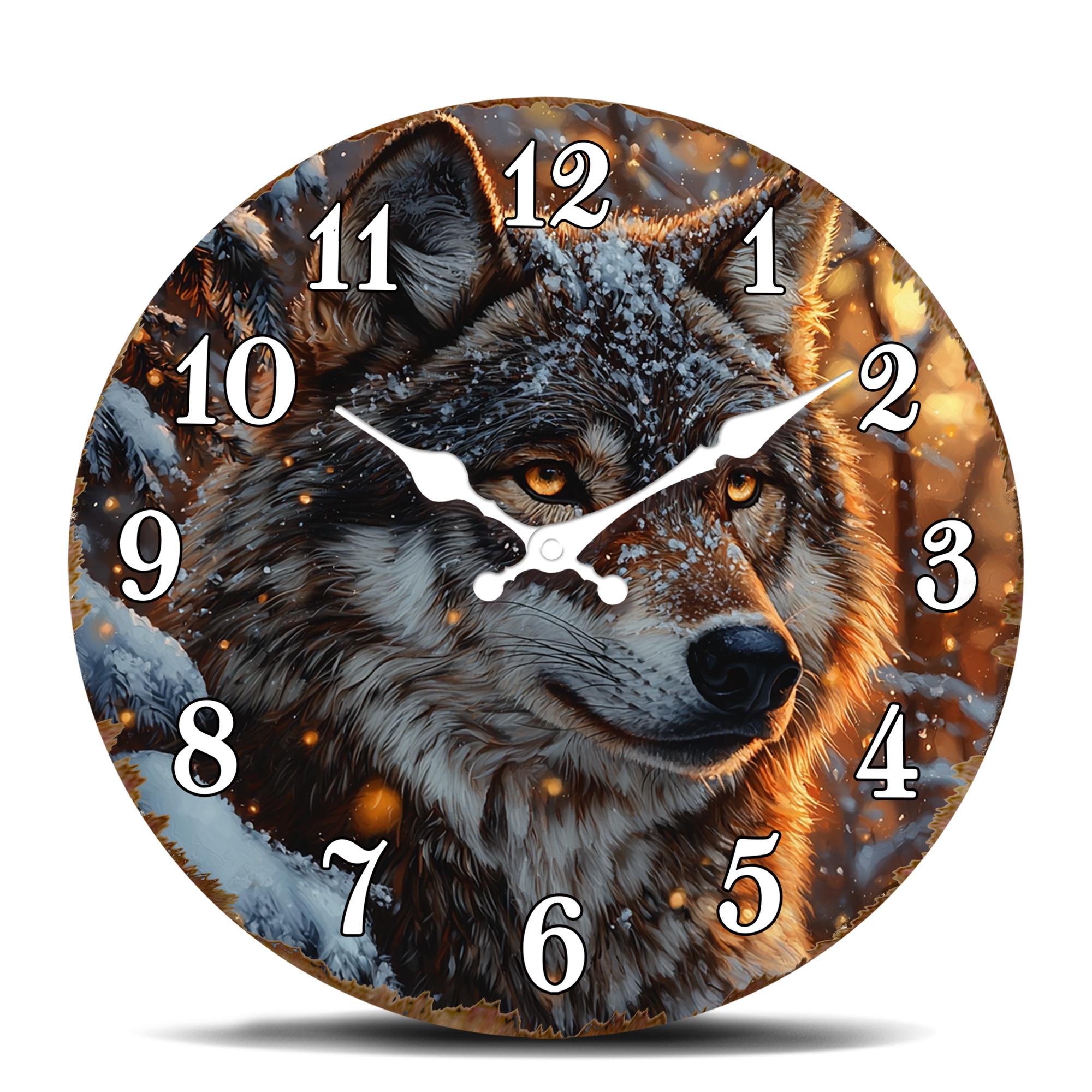 Ceas de perete Lup în Pădure Înninsă - Artă cu Animale Sălbatice Ceas Rotund pentru Sufragerie, Mecanism Silențios cu Cuarț, Păstrător de Timp Inspirat din Natură 10 inch black