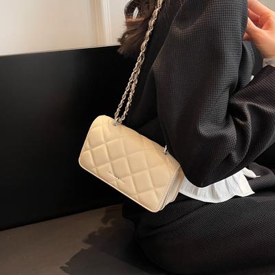 Rhombus Chain Small Bag Women's 2026 New Versatile Fashion Niche Single Shoulder Messenger Commuter Bag