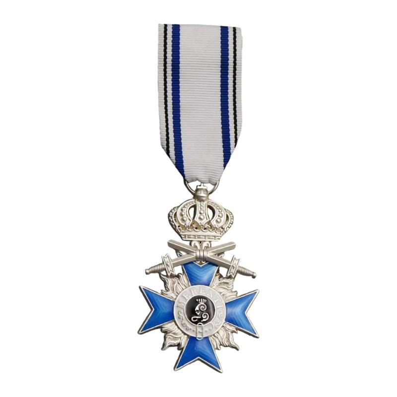 Prussia Crowns Crosses Medals Lapel Pin Militarys Medals Brooch Pin,Suit Pin Clothing Accessories Jewelry for Women Men