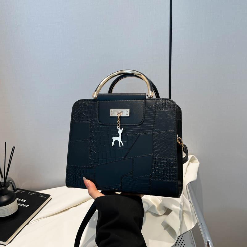 Premium Texture 2025 Spring New Women's Bag Solid Color Temperament Handbag Women's Messenger Bag Shoulder Bag Fashionable and Versatile