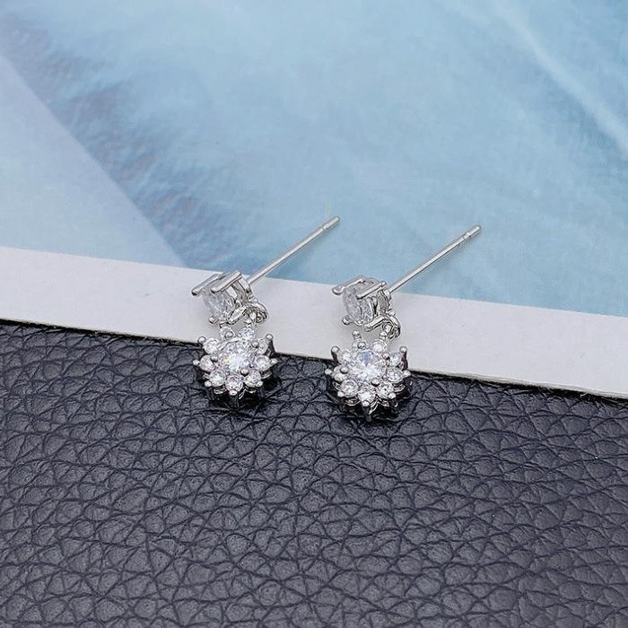 Popular Women'S Earrings Exquisite Zirconium Flower Earrings Personalized Small Versatile Stud Earrings Student White Collar