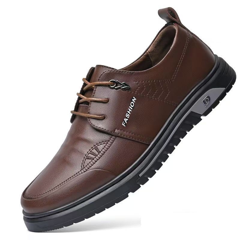 

Men s shoes 2025 new men s casual shoes leather surface soft sole breathable business leather shoes men s youth lightweight leather shoes men 44