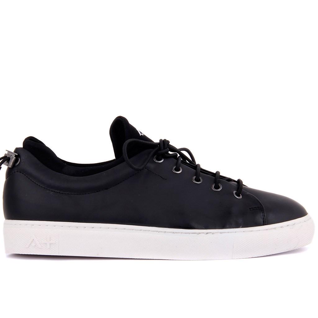 

Специальная серия - черные эластичные мужские кожаные кроссовки