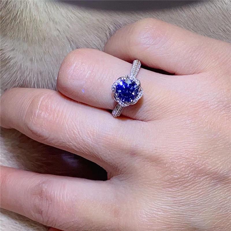 1 Karat blauer Moissanit Rose Manor Stil AU750 Ring mit farbigen Diamanten, Diamanttester-zertifiziert