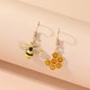Fashion Bee Earrings Women Asymmetric Structure Honeycomb Earrings Insect Earrings Accessories Daily Wear Party Jewelry Gifts