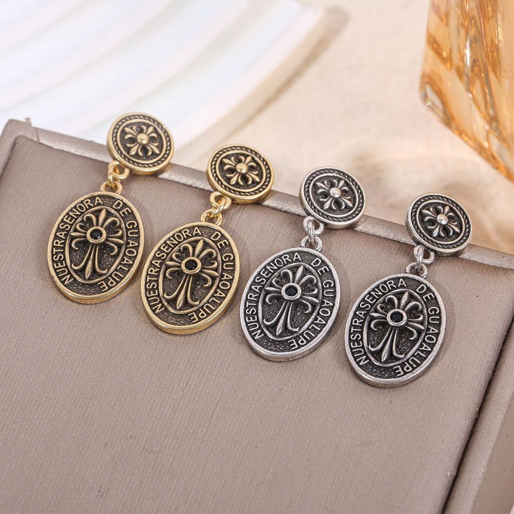 Mote øredobber for kvinners smykker