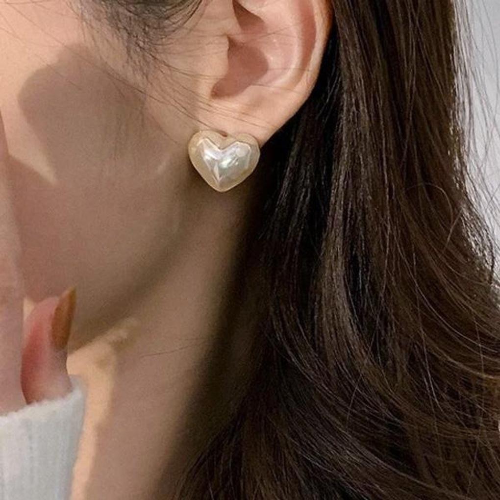 Dagens specialörhängen för kvinnor med hjärtformade delar