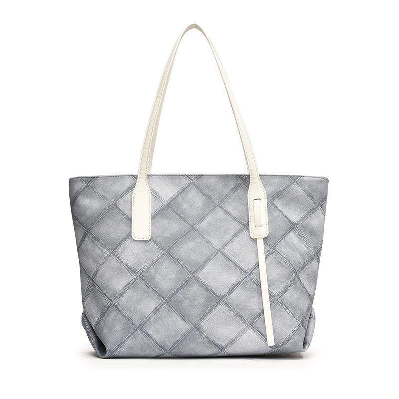 

Сумка. Жіноча ромбоподібна сумка. Портативна сумка через плече світло-синій колір