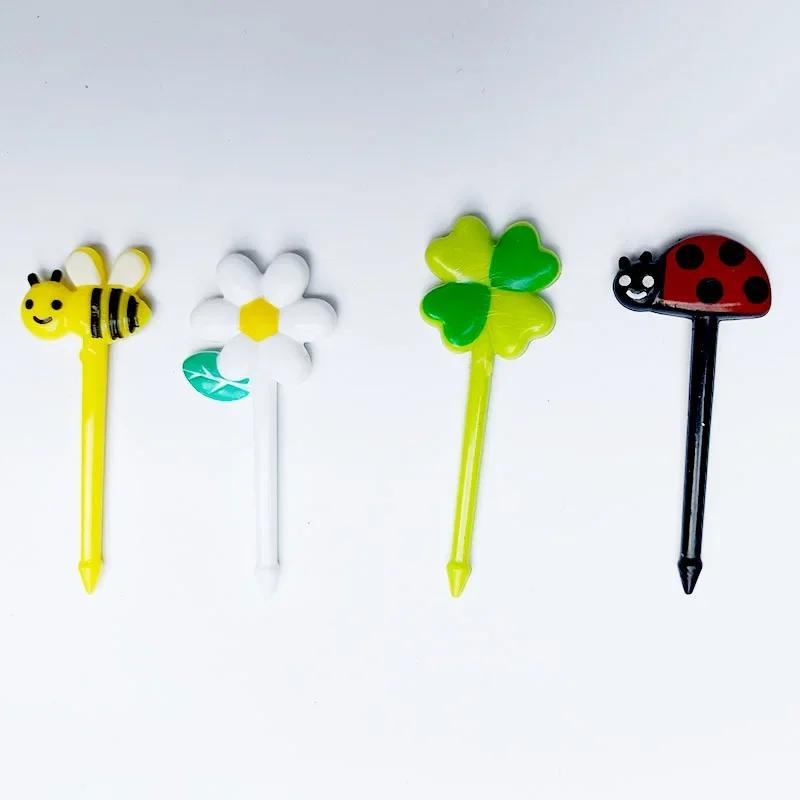 Bee Flower Fruit Fork Children Toothpick Food Prod Leaves Plastic Decoration Lunch Box Accessory Small Salad Tiny Mini Cake
