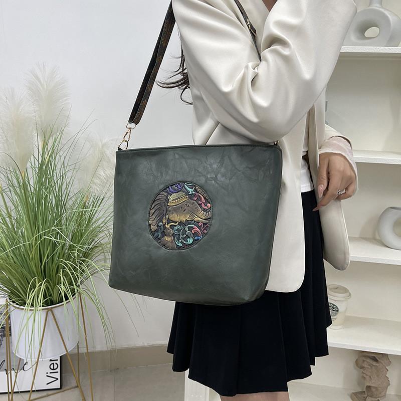 Pu Water Bucket Bag For Women With Zipper Closure And Internal Phone Pocket For Daily Use