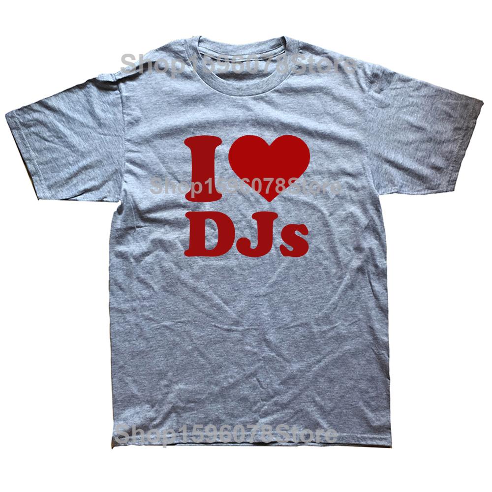 Never Underestimate An Old Man Loves DJ Turntable T Shirt Streetwear Music Techno Club Headphone Birthday Short Sleeve T-shirts