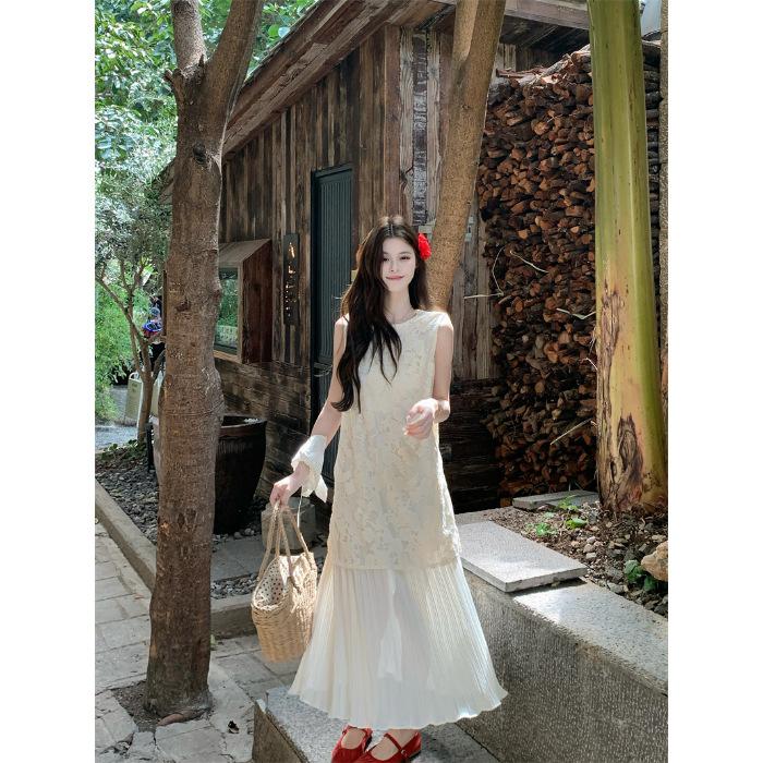 

Lace embroidered vest dress summer new holiday style splicing medium and long sleeveless vest skirt women s tide S абрикосовый