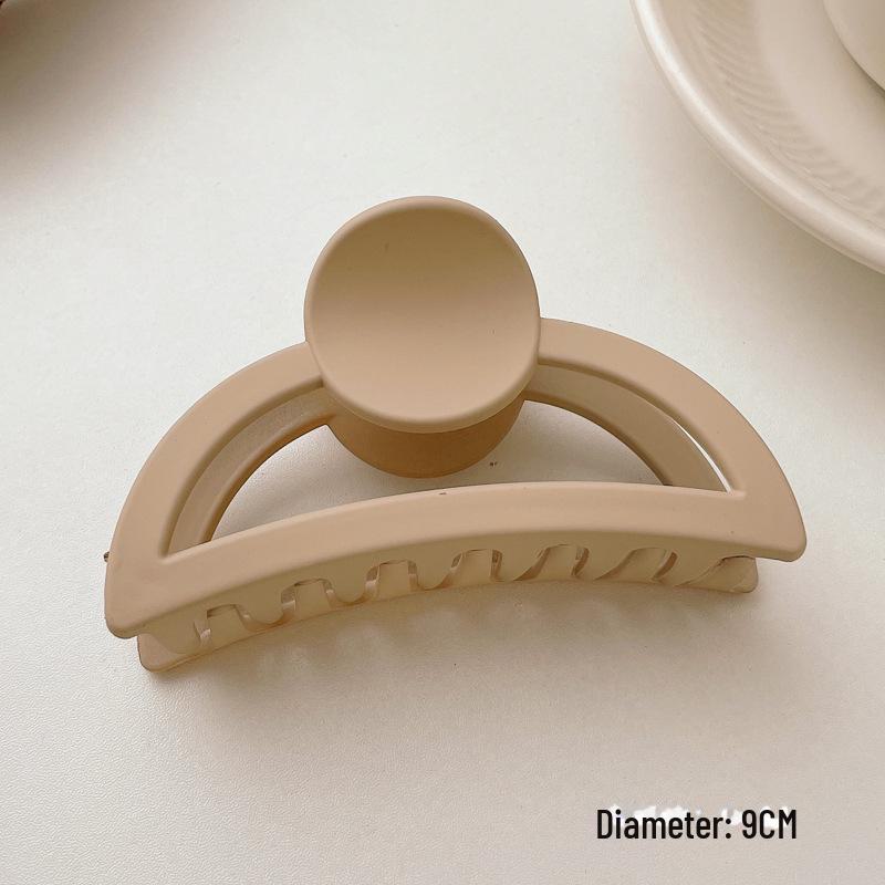 Versatile Milk Coffee Hair Clip: Large, Simple Shark Design for Women