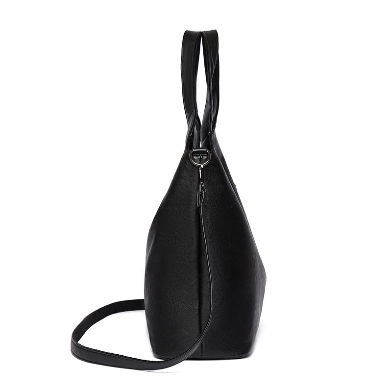 Vintage Women's Tote Bag Large Capacity Shoulder Crossbody Bag Commuter Underarm Bag