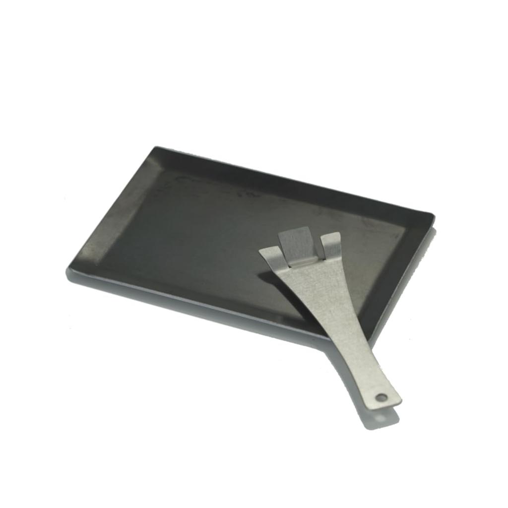 Rondo A5 size thick iron plate with handle perfect for outdoor and 3.2mm - camping, activities, fishing, touring, hiking, barbecues, more.