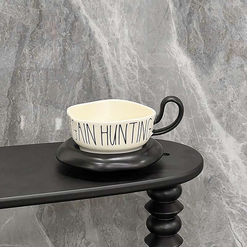 

Легкая роскошь, простая керамическая кофейная чашка, креативный дизайн, кофейная чашка с надписью, блюдце, удобный захват, парная чашка для воды 200m l