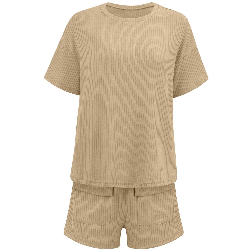 Summer Women'S Casual Style Loose Round Neck Solid Color Short Sleeved Top And Shorts Set