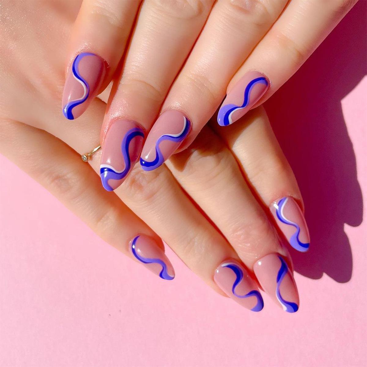 

Color Block Line Design Wearable Manicure Nail Stickers – Removable False Nails
