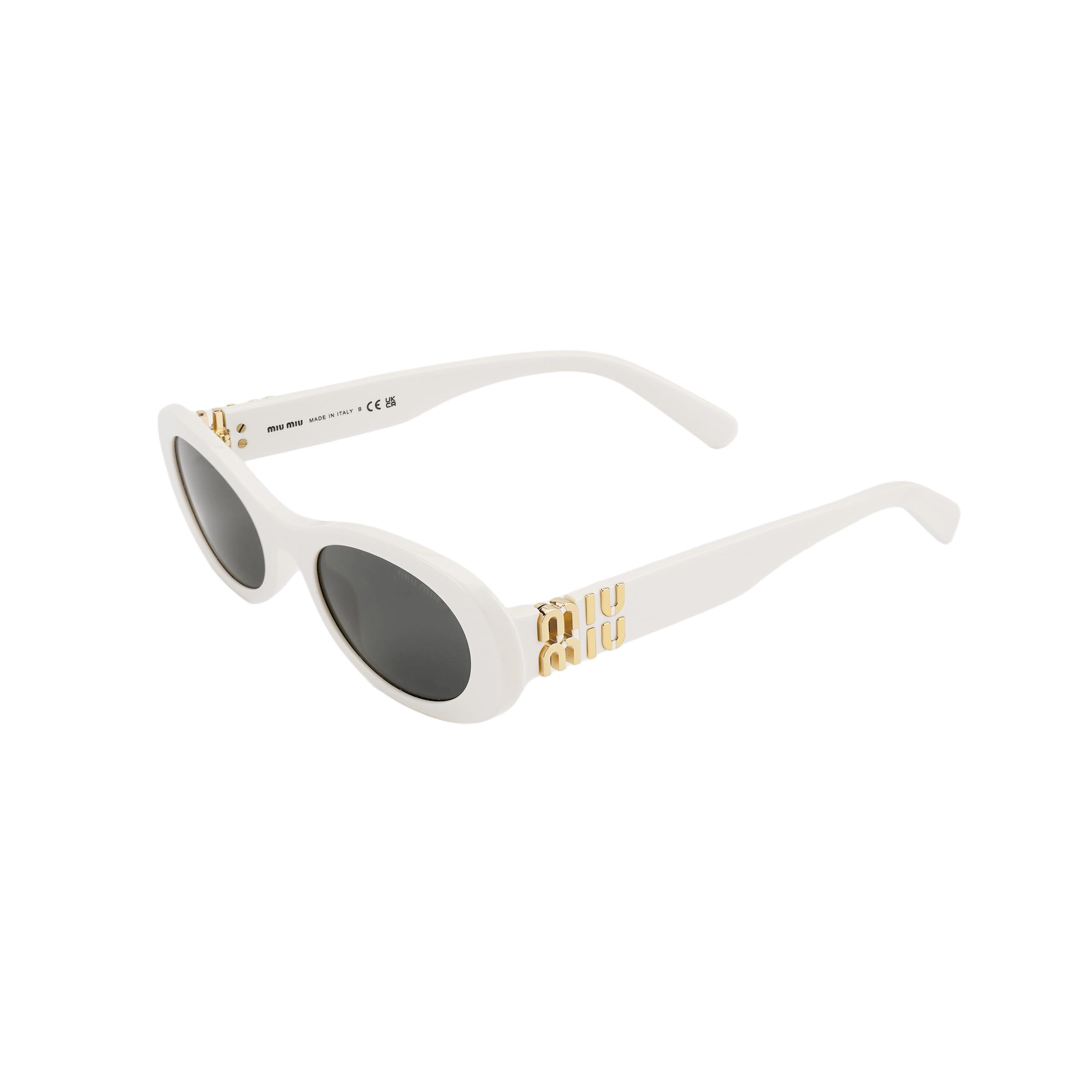 

Miu Miu Logo Cat Eye Sunglasses Women sunglasses White 0MU06ZS1425S0 Default Packaging