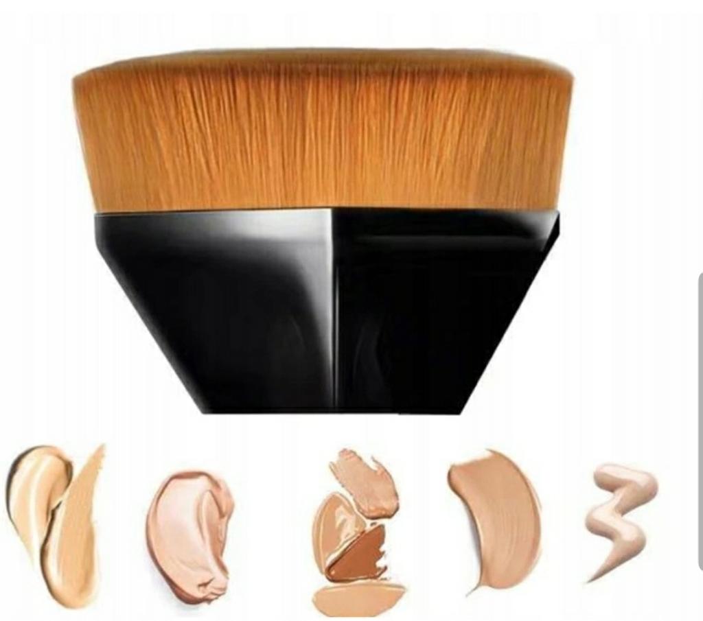 Solid Foundation Brush High Density Soft
