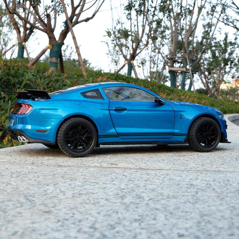 LLI6 Large 1:18 Ford Mustang GT500 Miniatures Alloy Diecast Metal Vehicle Model Desk Desktop Collection Decorative Hobby Ornaments
