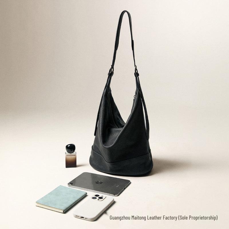 Qiu Zhen Large Capacity Fashion Tote & Crossbody Bucket Bag for Women