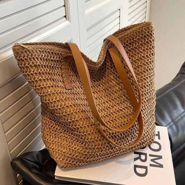 Large Capacity Straw Bag Women's New Commuter Shoulder Bag Seaside Vacation Beach Bag Woven Straw Tote Bag for Women