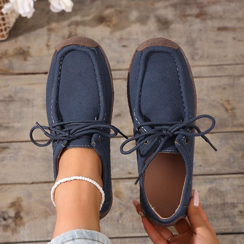 Women's Large Size Soft Sole Slip-On Casual Flats Comfortable Loafers.