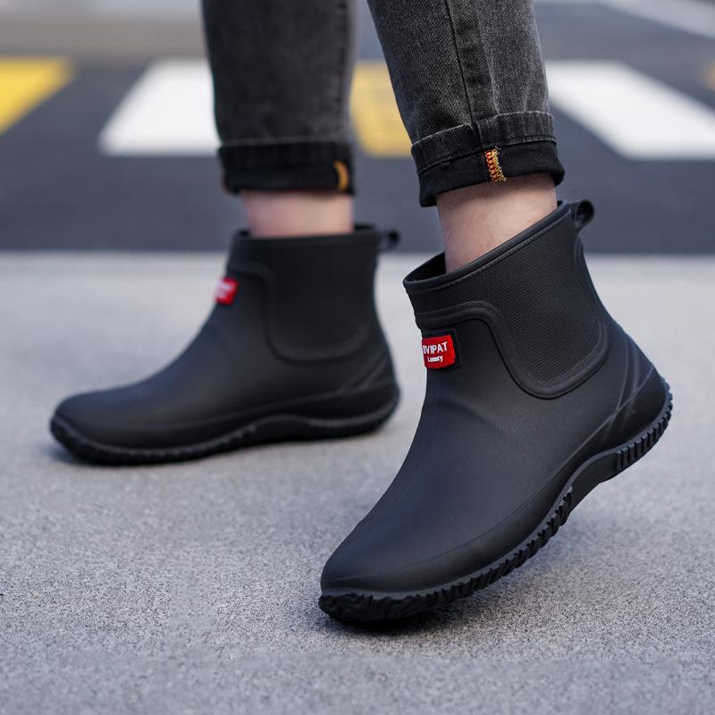 Fashion Rain Shoes Men's Short Tube Velvet Removable Four-season Comfortable Non-slip Kitchen Rubber Shoes Waterproof Car Wash Shoes Men