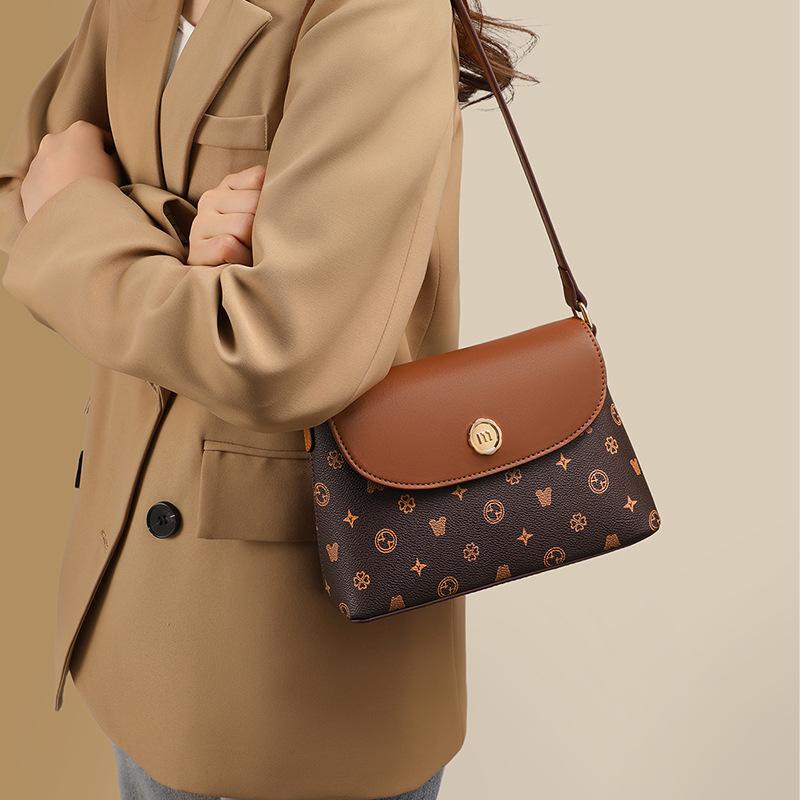 Women's Bag Mobile Phone Bag Textured Small Bag Fashion Versatile Commuter Retro Shoulder Messenger Bag