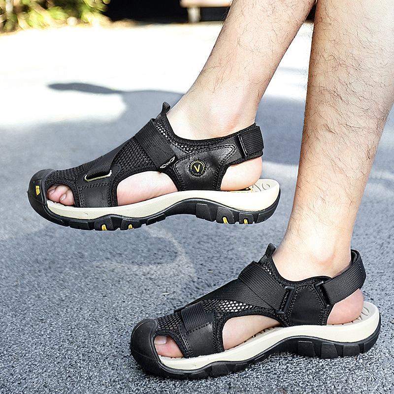 Herren Wander-Sandalen Outdoor Schwarz Braun Netz Weite Handfläche Athletisch Geschlossene Zehen Sport-Sandalen Strandschuhe Große Größe