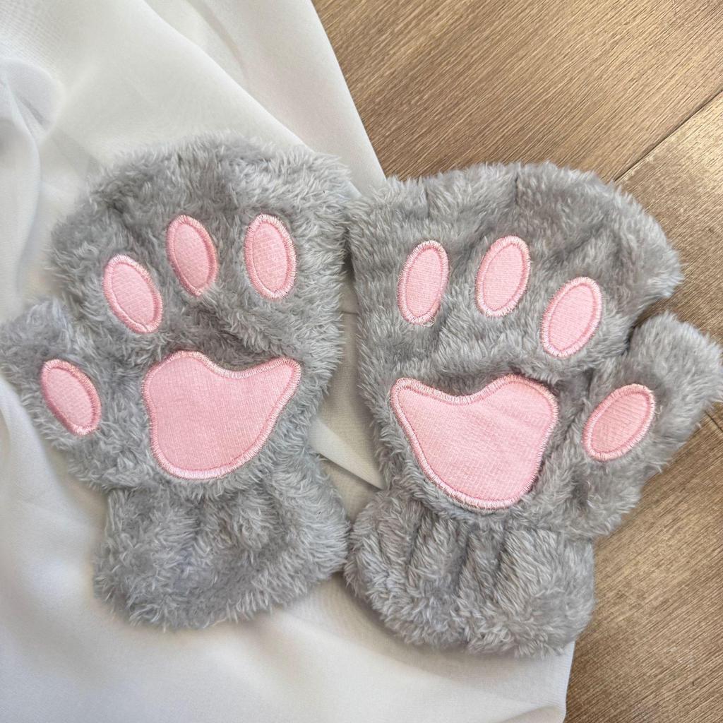 Women's Cute Cat & Bear Paw Fingerless Fleece Gloves