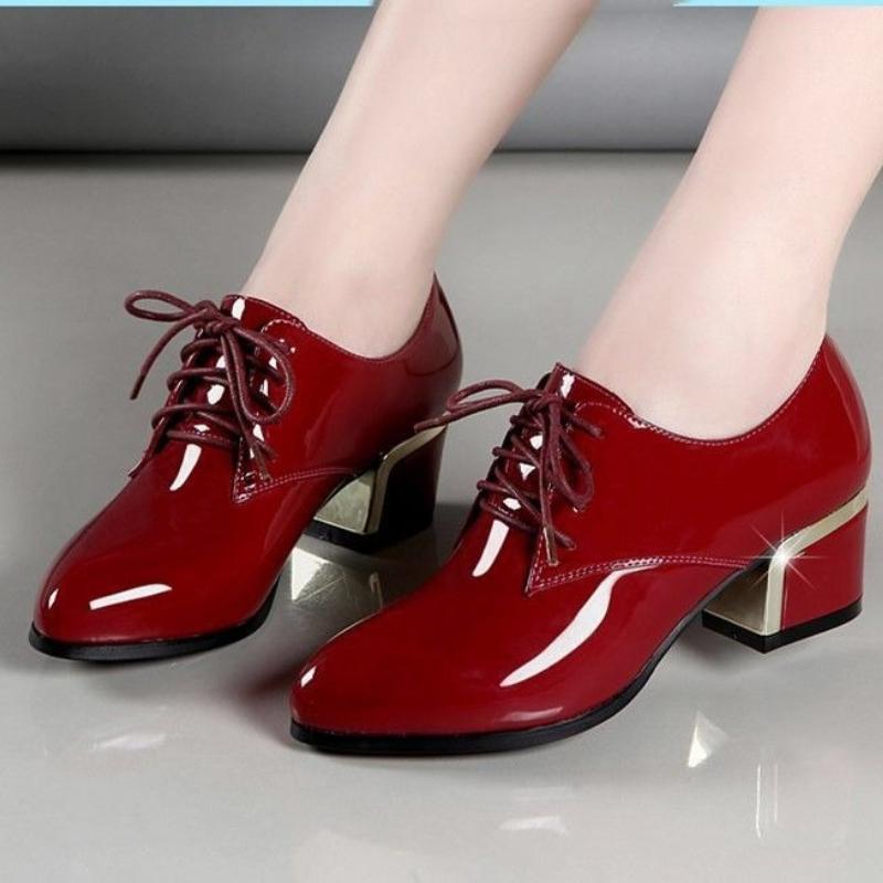 Women Cute  Black Patent Leather Lace Up Square Heel Shoes  De  Lady Classic Red Autumn Shoes