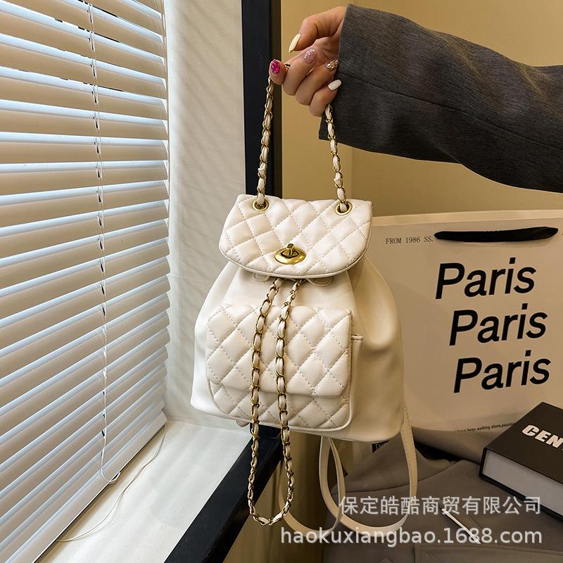 Silver backpack women's 2025 new fashion diamond schoolbag college student travel light go out chain small backpack