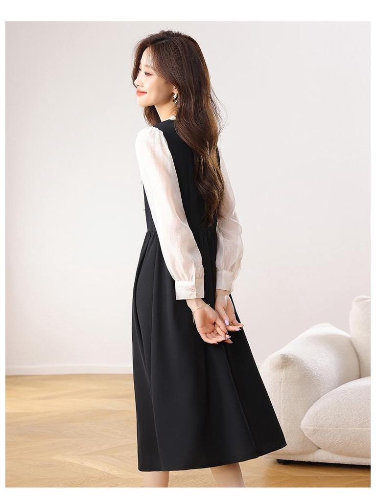 Elegant Velvet Two-Piece French Style Dress for Petite Women - New Autumn Collection