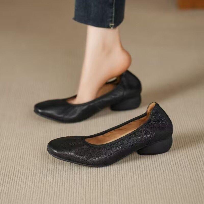 Comfortable Commuting Leather Shoes, French Style Shallow Low-Heel Single Shoes, Popular Women's 2026, Soft Sole Granny Shoes