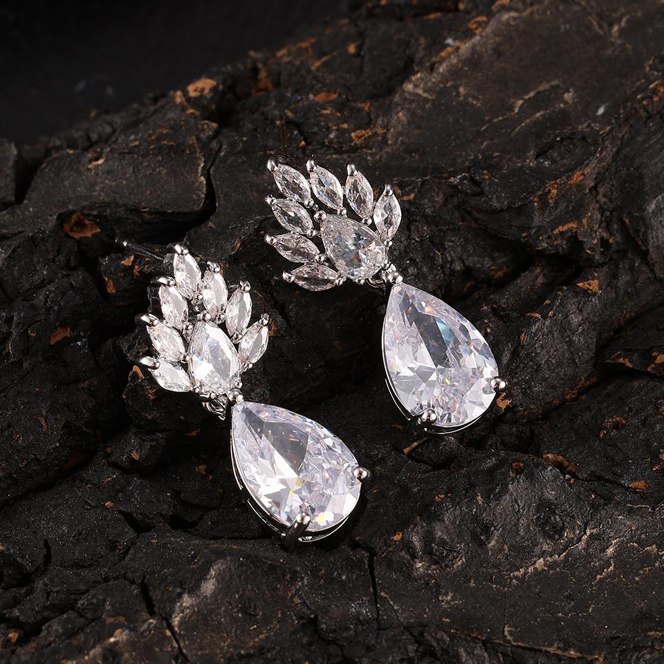 ZAKOL New Leaf Water Drop Zircon Dangle Earrings for Women Luxury European and American Bridal Wedding Zircon