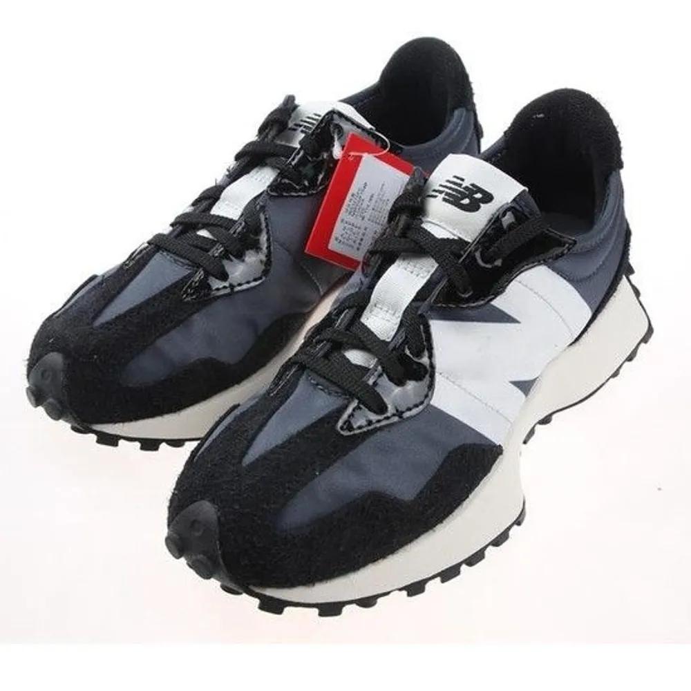 Кроссовки New Balance WS327SFC 220